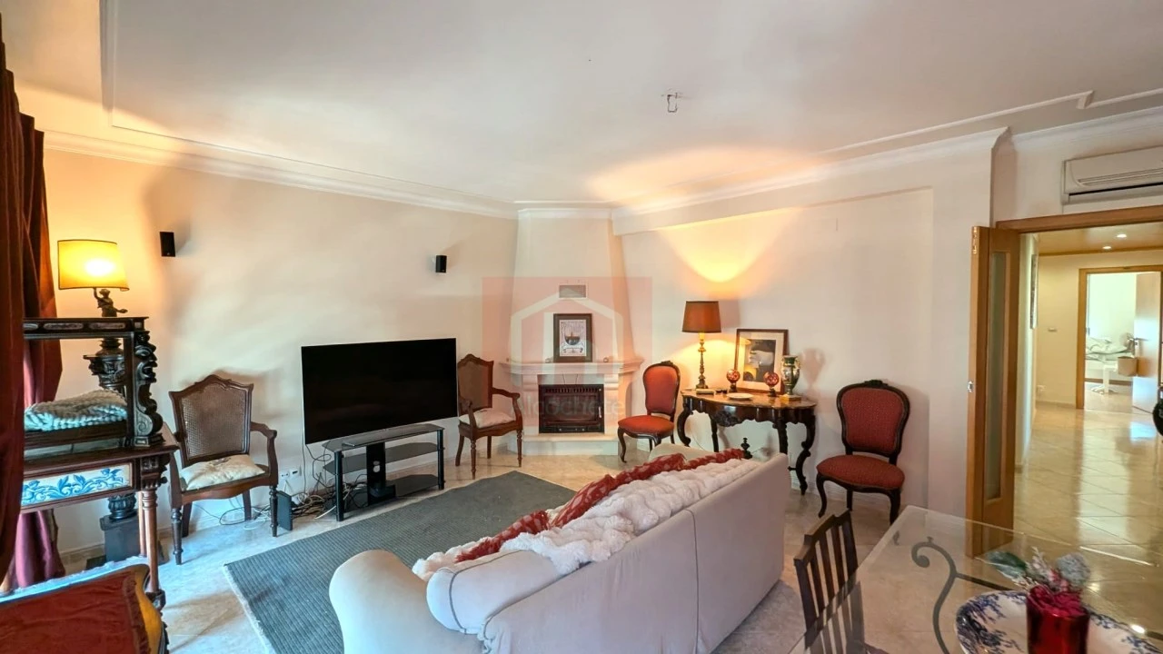 Apartamento T3 para Venda em Alcochete Foto 3