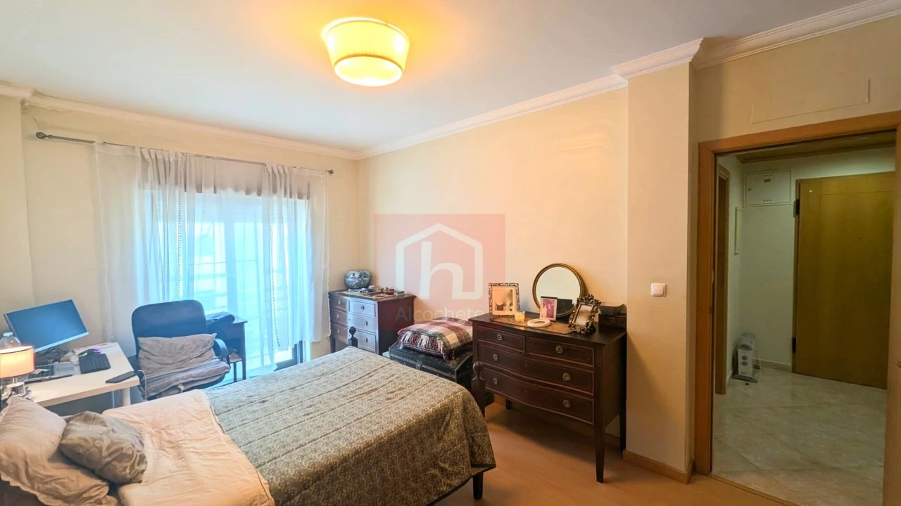Apartamento T3 para Venda em Alcochete Foto 10