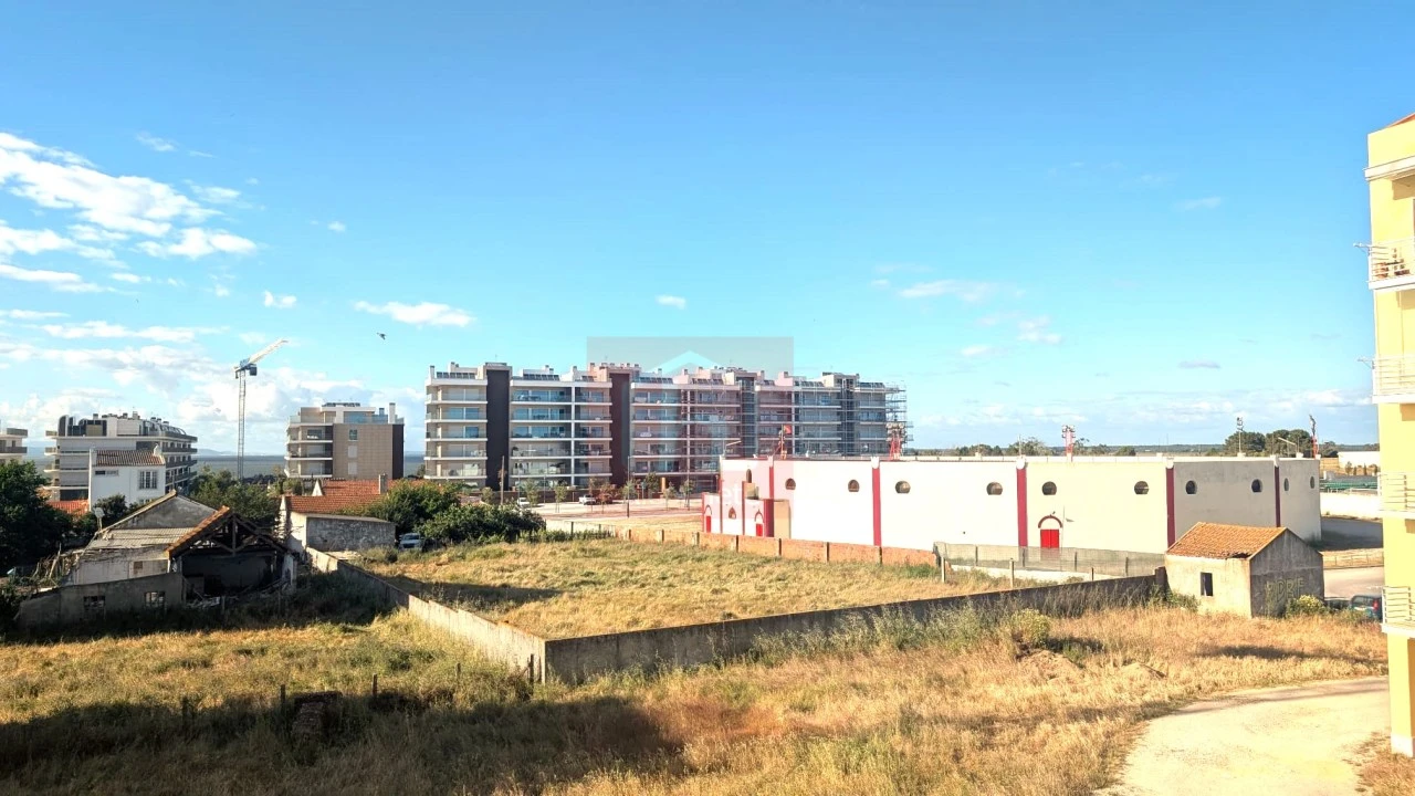 Apartamento T3 para Venda em Alcochete Foto 30
