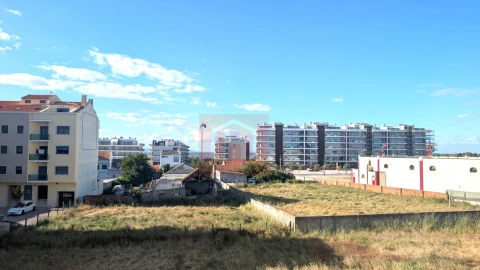 Apartamento T3 para Venda em Alcochete