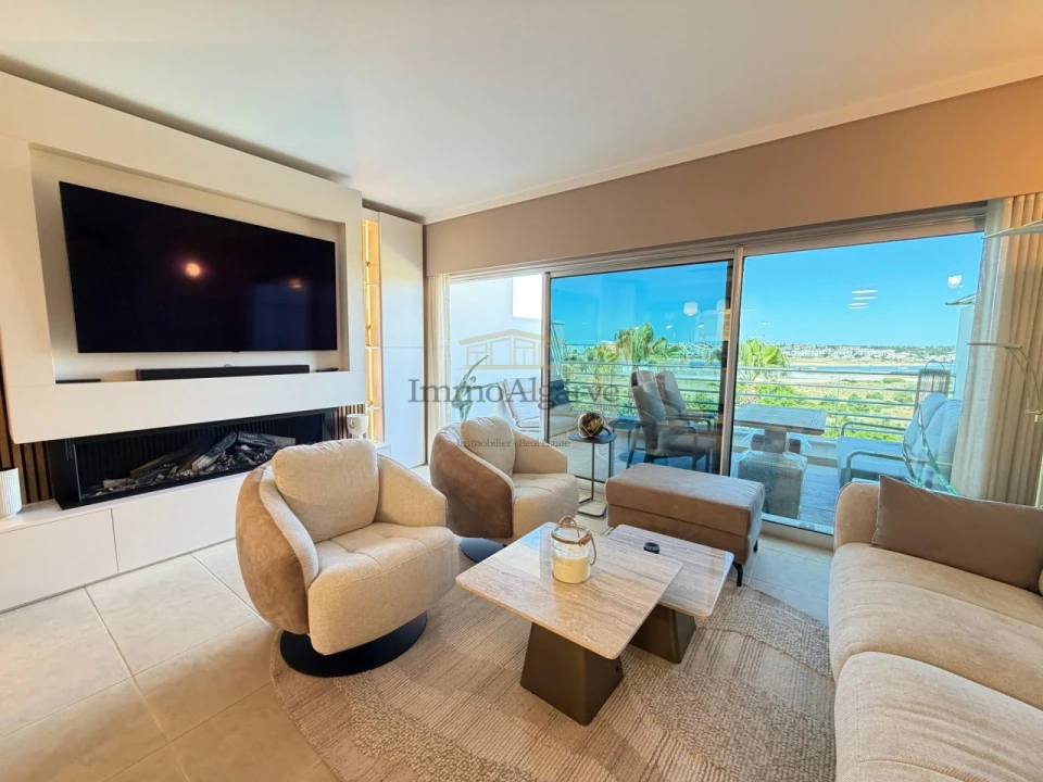 Apartamento T1 para Venda em Portimão Foto 6