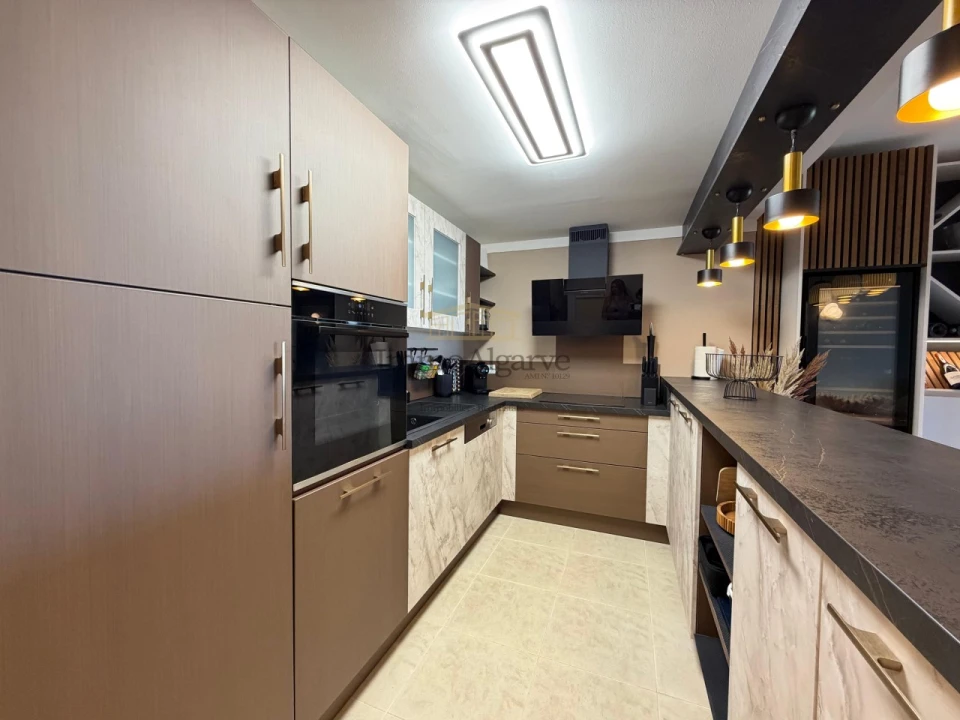 Apartamento T1 para Venda em Portimão Foto 18