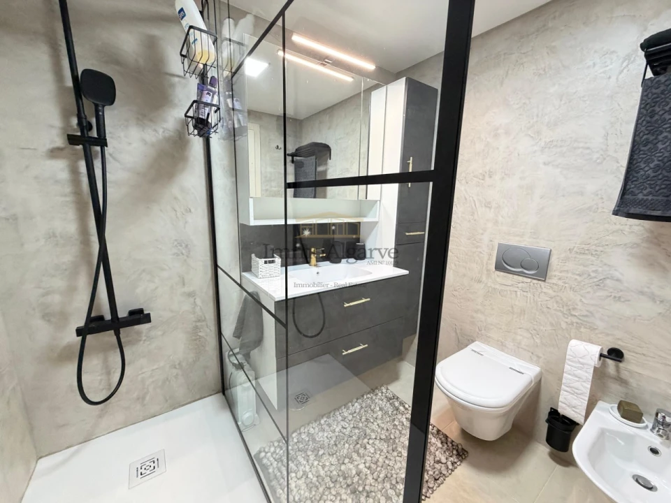 Apartamento T1 para Venda em Portimão Foto 23