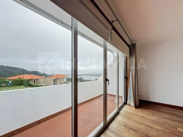 Moradia T3 para Venda em Reboreda e Nogueira