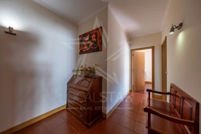 Apartamento T3 para Venda em Alcobaça e Vestiaria