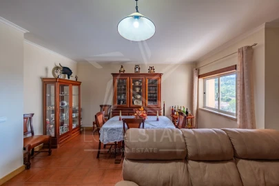 Apartamento T3 para Venda em Alcobaça e Vestiaria