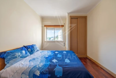 Apartamento T3 para Venda em Alcobaça e Vestiaria