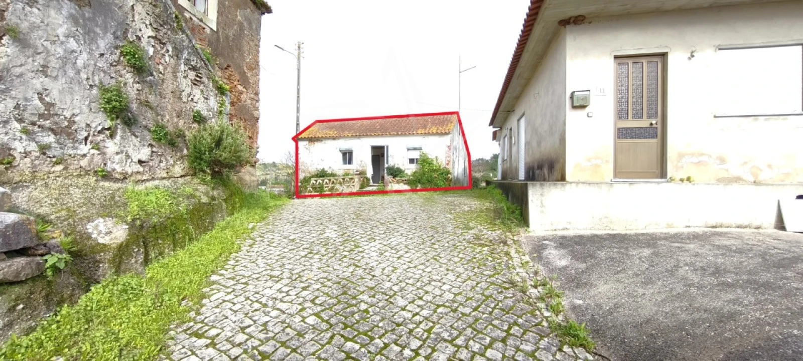 Moradia T1 para Venda em Alvorninha Foto 3