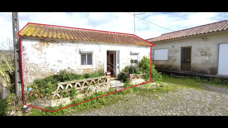 Moradia T1 para Venda em Alvorninha
