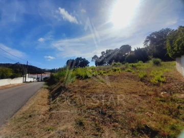 Moradia T3 para Venda em Salir de Matos