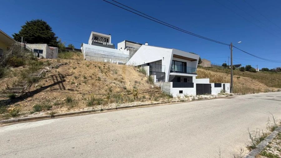 Terreno para Venda em Vialonga Foto 2