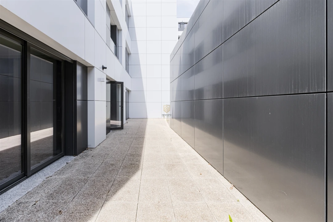 Apartamento T2 para Venda em Cedofeita, Santo Ildefonso, Sé, Miragaia, São Nicolau e Vitória Foto 9