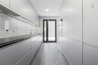 Apartamento T3 para Venda em Cedofeita, Santo Ildefonso, Sé, Miragaia, São Nicolau e Vitória