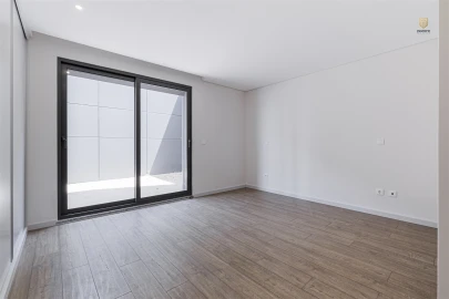 Apartamento T3 para Venda em Cedofeita, Santo Ildefonso, Sé, Miragaia, São Nicolau e Vitória