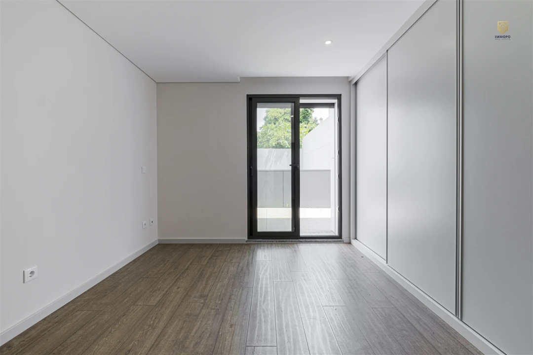 Apartamento T3 para Venda em Cedofeita, Santo Ildefonso, Sé, Miragaia, São Nicolau e Vitória Foto 21