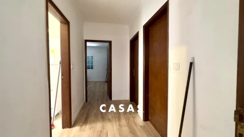Moradia T3 para Venda em Canhas