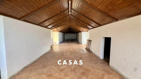 Moradia T3 para Venda em Canhas
