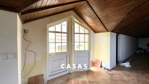 Moradia T3 para Venda em Canhas