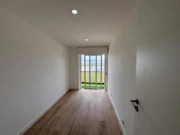 Apartamento T2 para Venda em Póvoa de Santa Iria e Forte da Casa