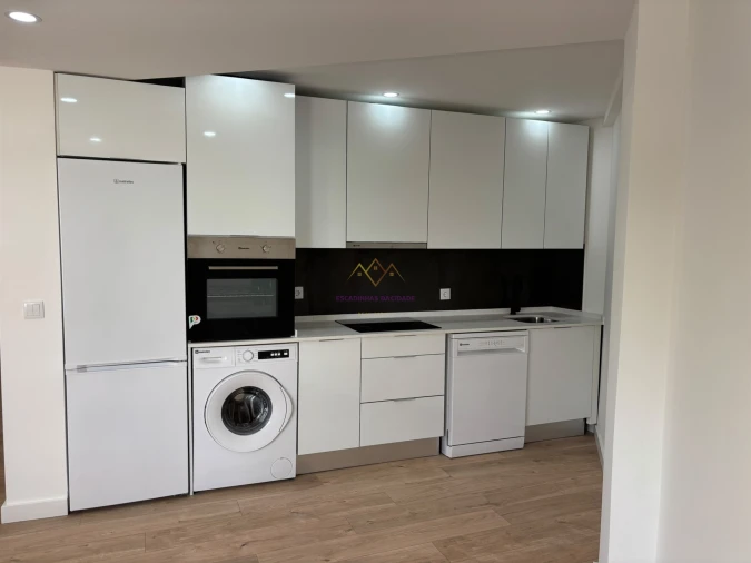 Apartamento T2 para Venda em Póvoa de Santa Iria e Forte da Casa Foto 8