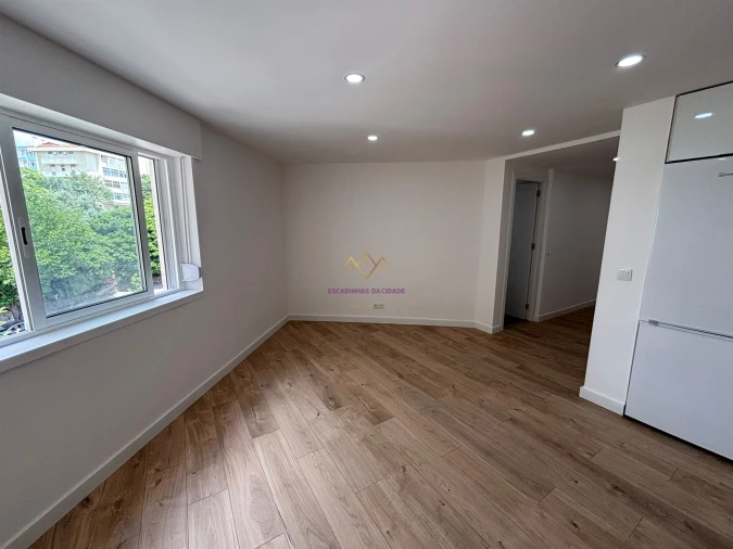 Apartamento T2 para Venda em Póvoa de Santa Iria e Forte da Casa Foto 5