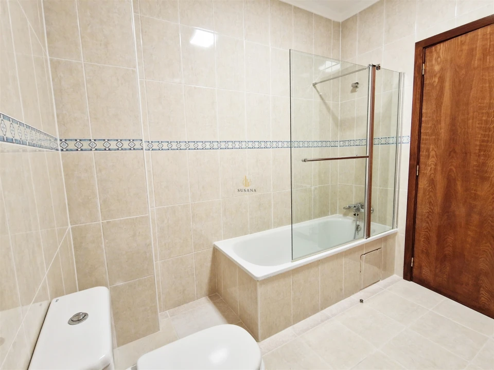 Apartamento T2 para Venda em Viseu Foto 19