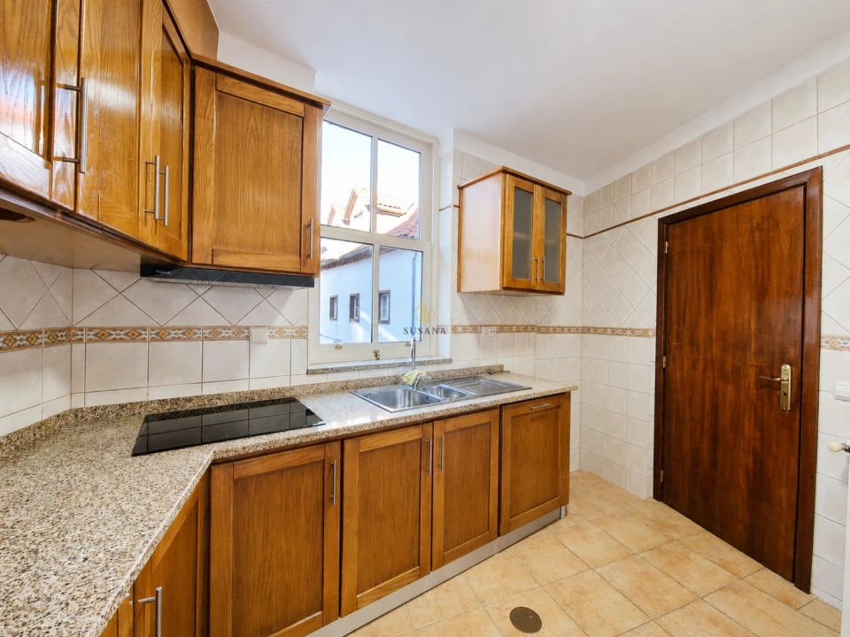 Apartamento T2 para Venda em Viseu Foto 8