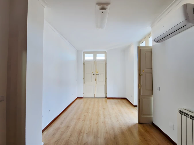 Apartamento T2 para Venda em Viseu Foto 23