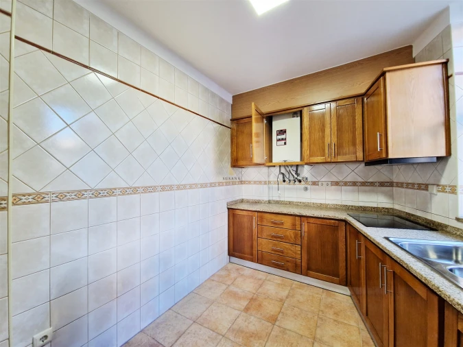 Apartamento T2 para Venda em Viseu Foto 7