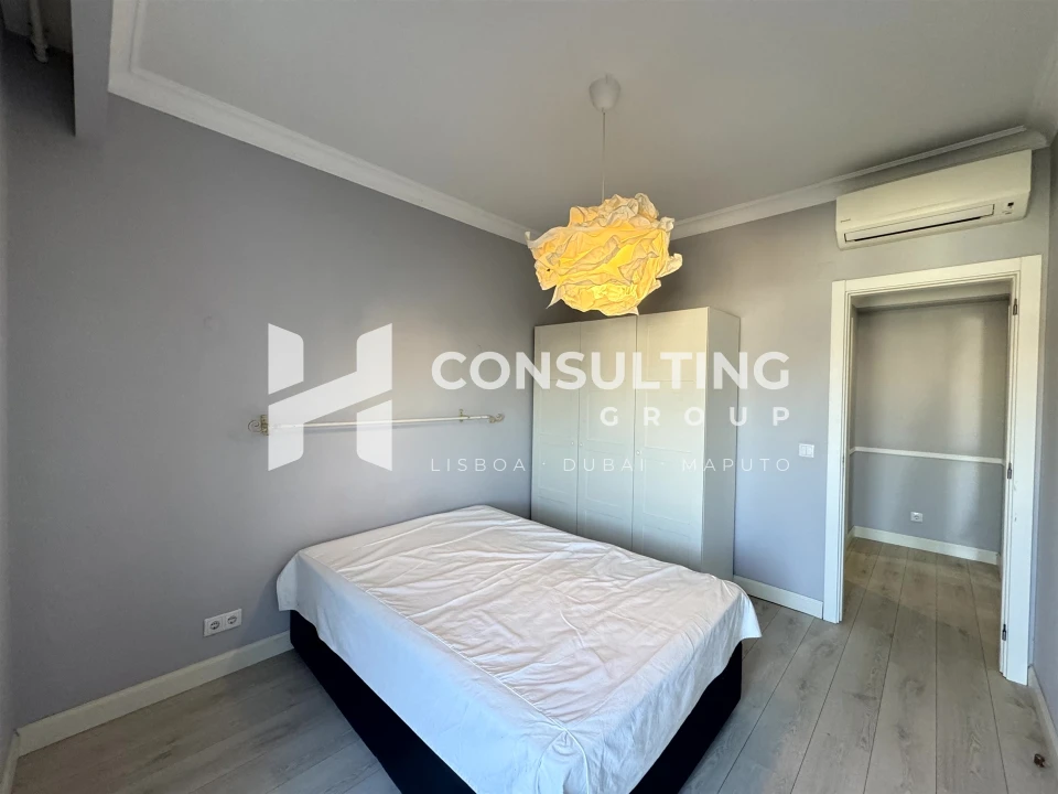 Apartamento T1 para Arrendamento em Benfica Foto 25