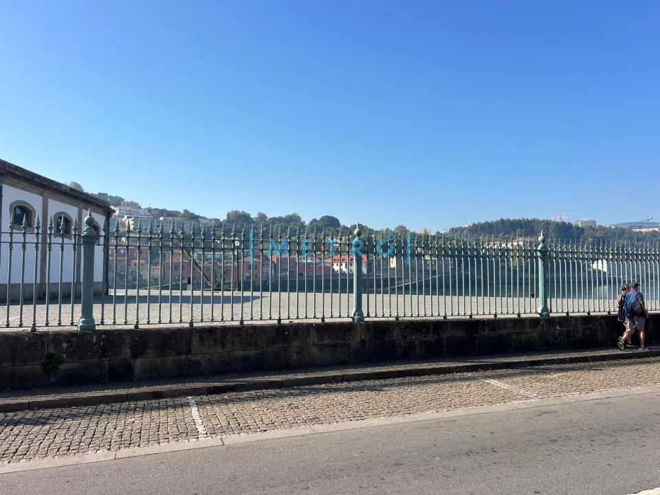 Prédio para Venda em Cedofeita, Santo Ildefonso, Sé, Miragaia, São Nicolau e Vitória Foto 6