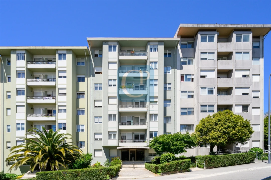 Apartamento T3 para Venda em Bonfim Foto 1