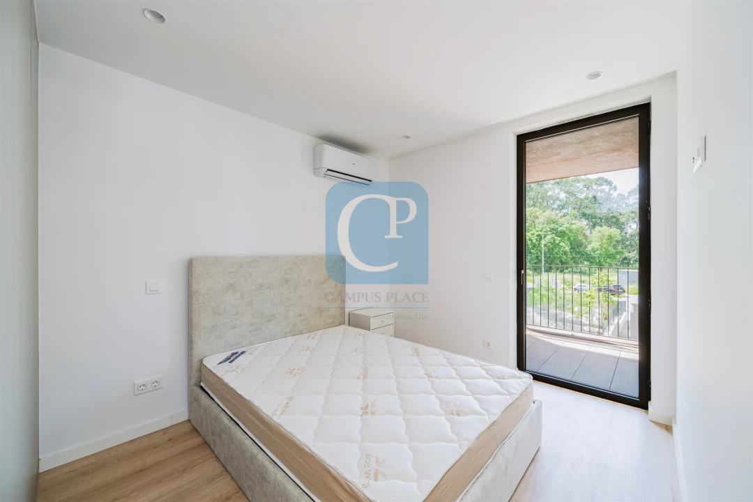 Apartamento T1 para Venda em Paranhos Foto 12