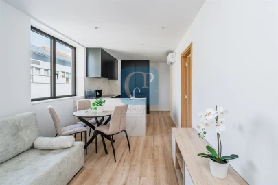 Apartamento T1 para Venda em Paranhos