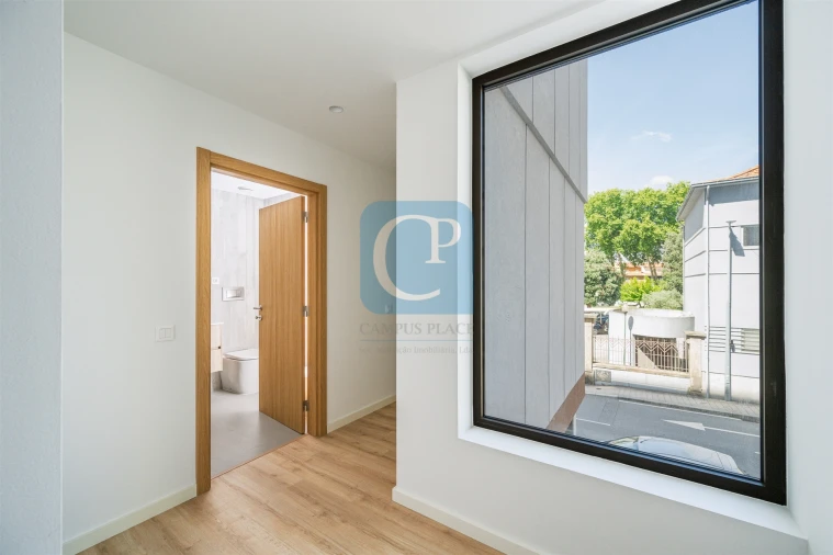 Apartamento T1 para Venda em Paranhos Foto 2