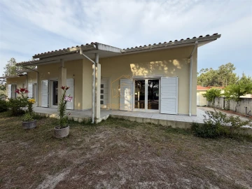 Moradia T3 para Venda em Bom Sucesso