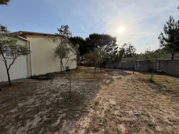 Moradia T3 para Venda em Bom Sucesso