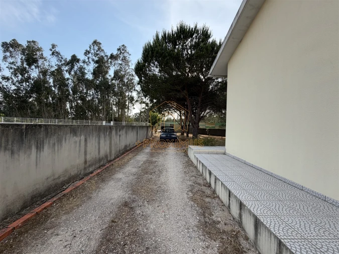 Moradia T3 para Venda em Bom Sucesso Foto 16