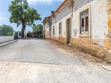 Moradia T6 para Venda em Rio Maior