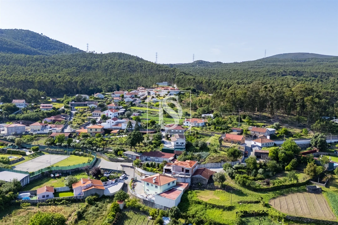 Moradia T3 para Venda em Tamel (Santa Leocádia) e Vilar do Monte Foto 44