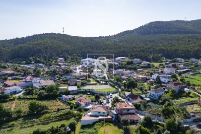 Moradia T3 para Venda em Tamel (Santa Leocádia) e Vilar do Monte
