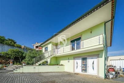 Moradia T3 para Venda em Tamel (Santa Leocádia) e Vilar do Monte