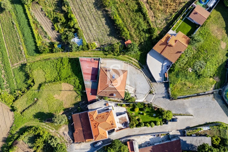 Moradia T3 para Venda em Tamel (Santa Leocádia) e Vilar do Monte Foto 48