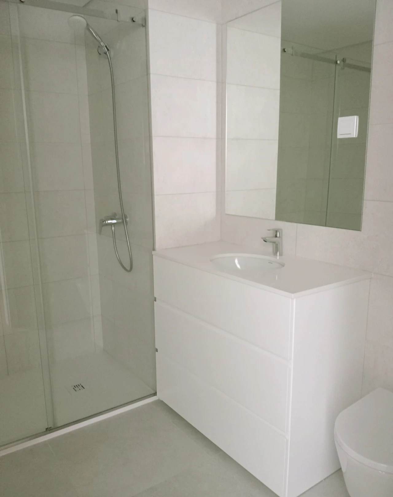 Apartamento T2 para Arrendamento em Santa Marinha e São Pedro da Afurada Foto 9
