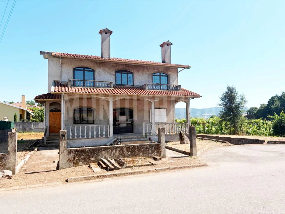 Moradia T4 para Venda em Merelim (São Paio), Panoias e Parada de Tibães Foto 1