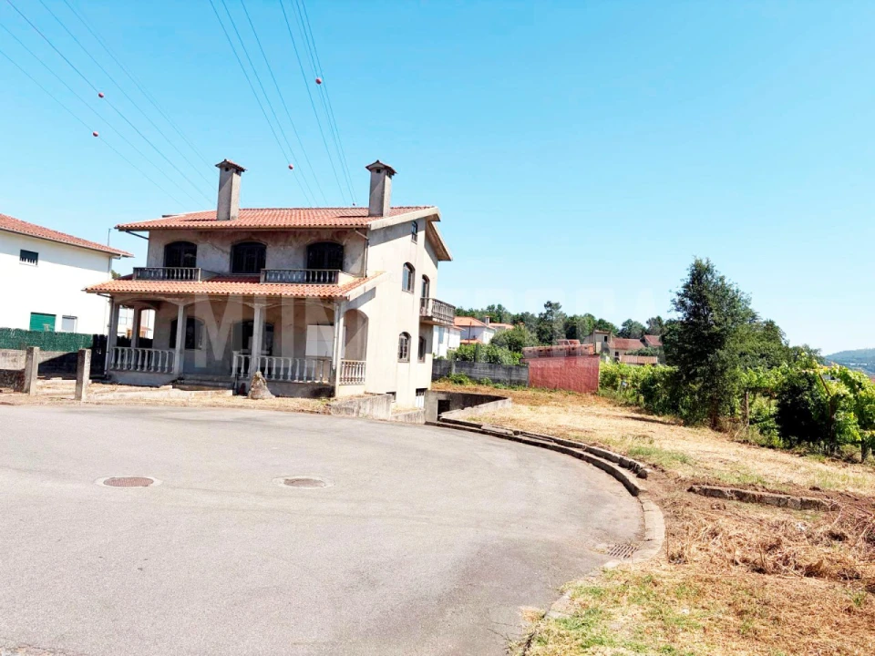 Moradia T4 para Venda em Merelim (São Paio), Panoias e Parada de Tibães Foto 10