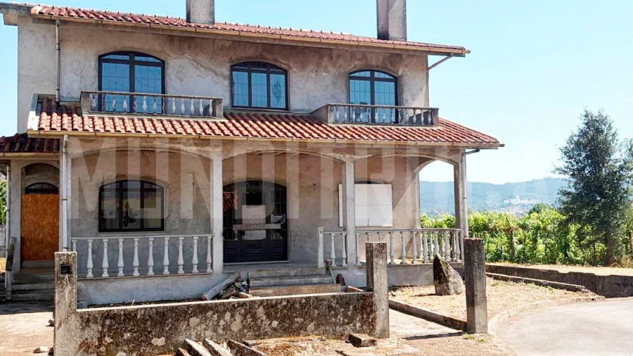 Moradia T4 para Venda em Merelim (São Paio), Panoias e Parada de Tibães