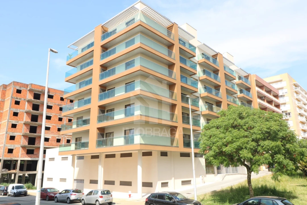 Apartamento T2 para Venda em Real, Dume e Semelhe Foto 1