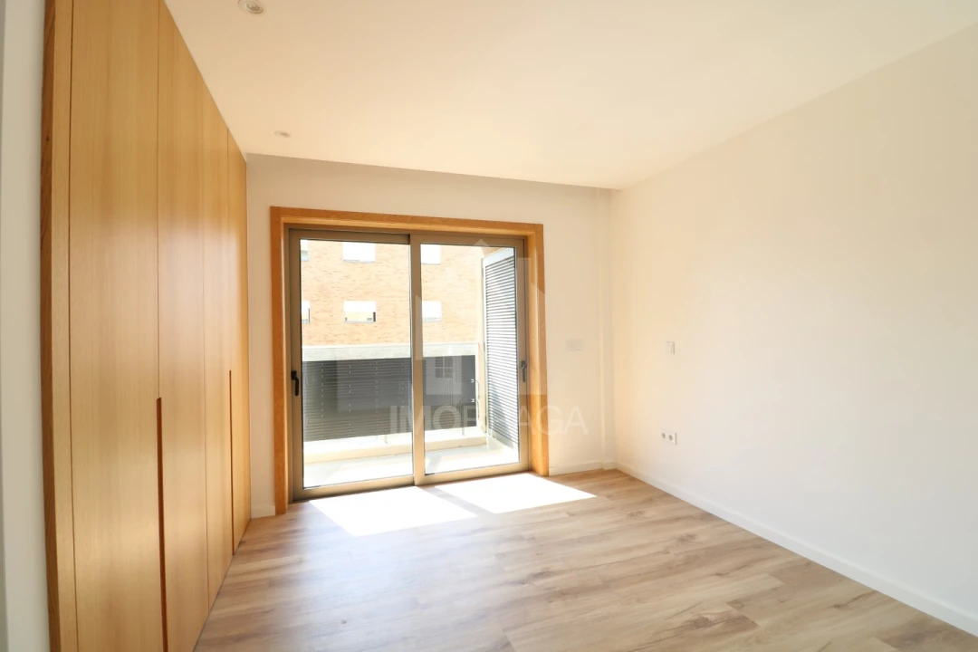 Apartamento T2 para Venda em Real, Dume e Semelhe Foto 14