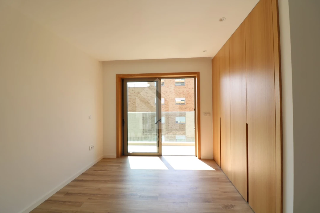 Apartamento T2 para Venda em Real, Dume e Semelhe Foto 24